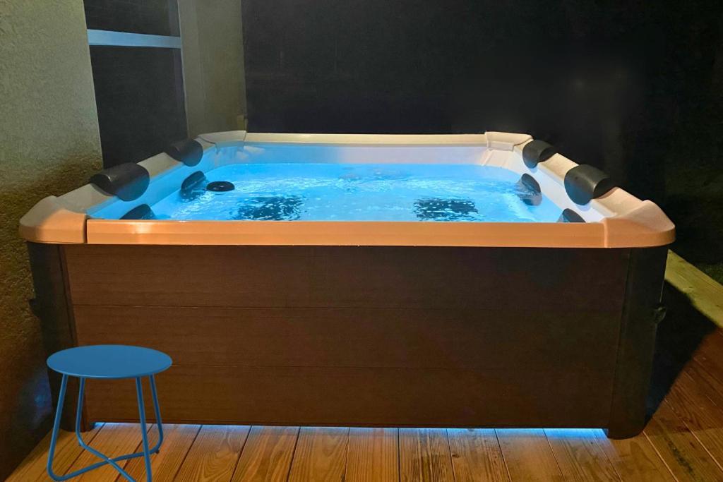 スプリングヒル Sundance' Acres *Brand New House*With Hot Tubヴィラ エクステリア 写真