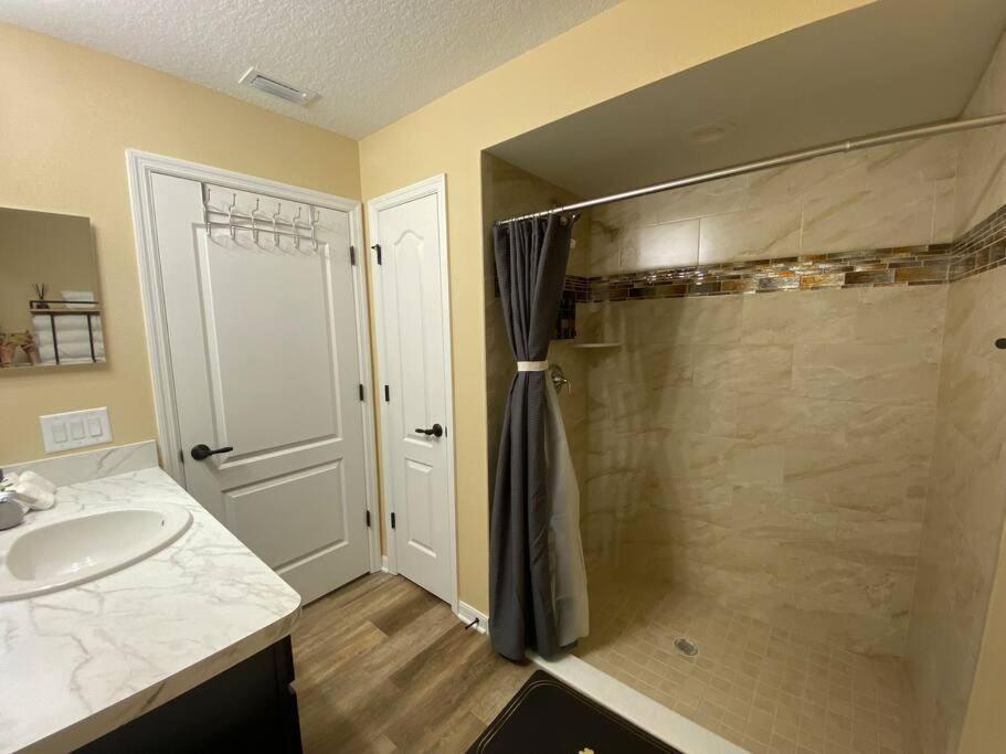 スプリングヒル Sundance' Acres *Brand New House*With Hot Tubヴィラ エクステリア 写真